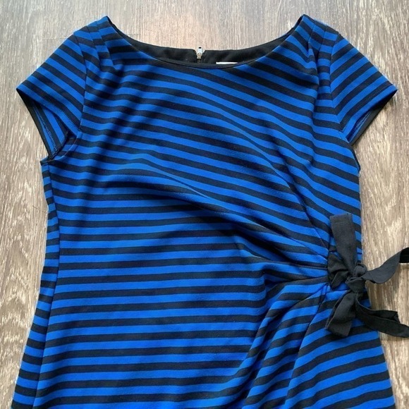 A pea in the Pod Striped maternity dress. Large - Picture 5 of 11